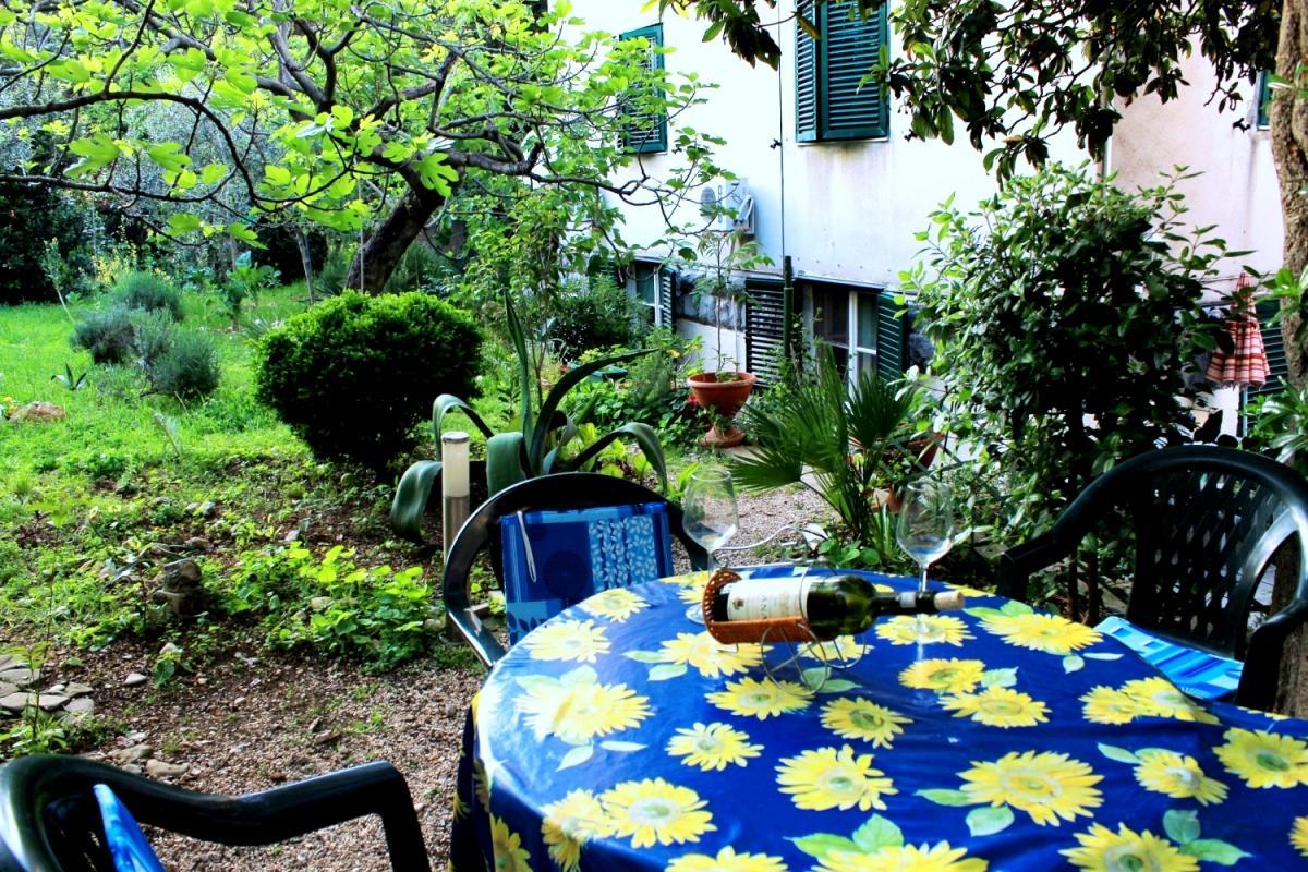 Guest House With Garden - Zuvan Split Exteriör bild